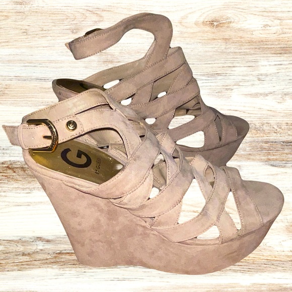 Women's Guess Beige Wedge Sandals - Picture 1 of 4